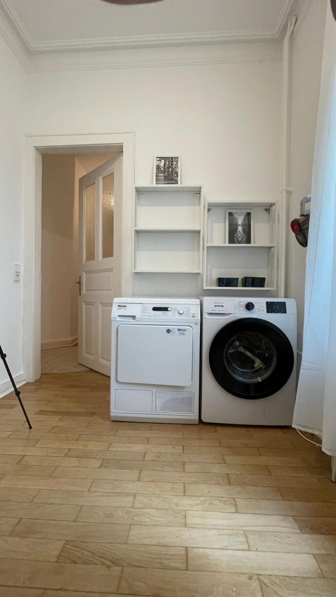 Apartment H12